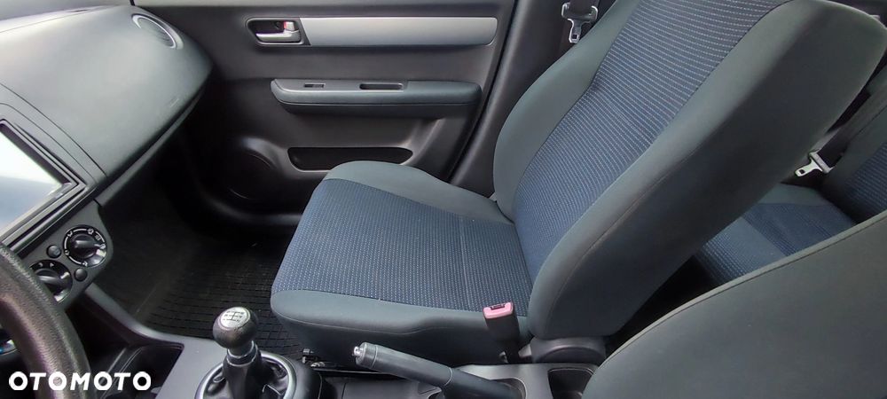 Suzuki Swift 1.3 Comfort - 29