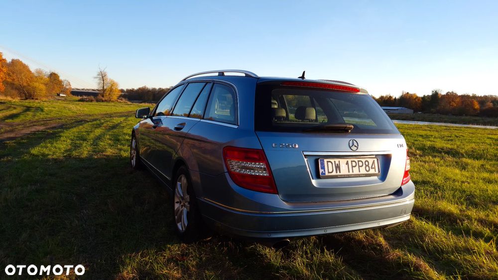 Mercedes-Benz Klasa C 250 CDI BlueEff Avantgarde - 5