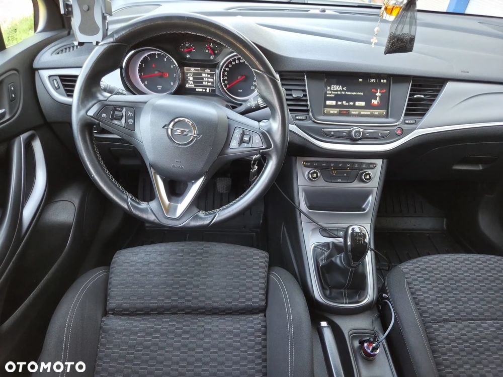 Opel Astra 1.4 T Elite - 18