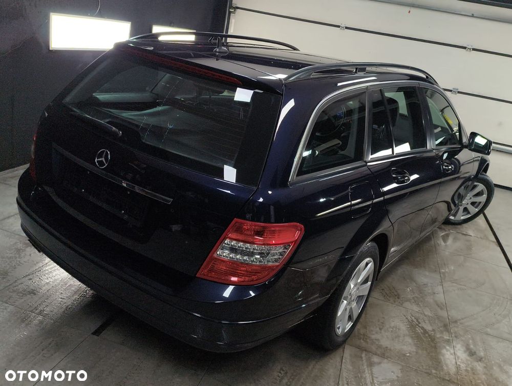 Mercedes-Benz Klasa C 200 CDI DPF BlueEFFICIENCY SPORT EDITION - 15