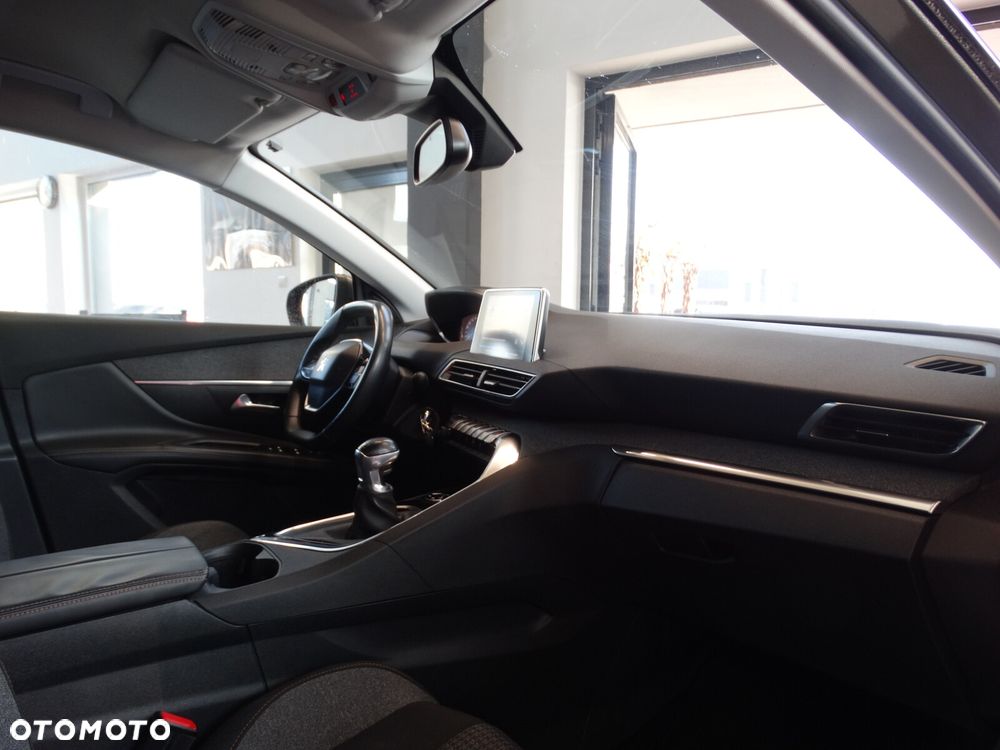 Peugeot 5008 - 35