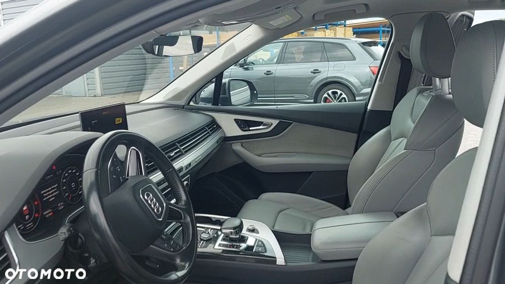 Audi Q7 - 14