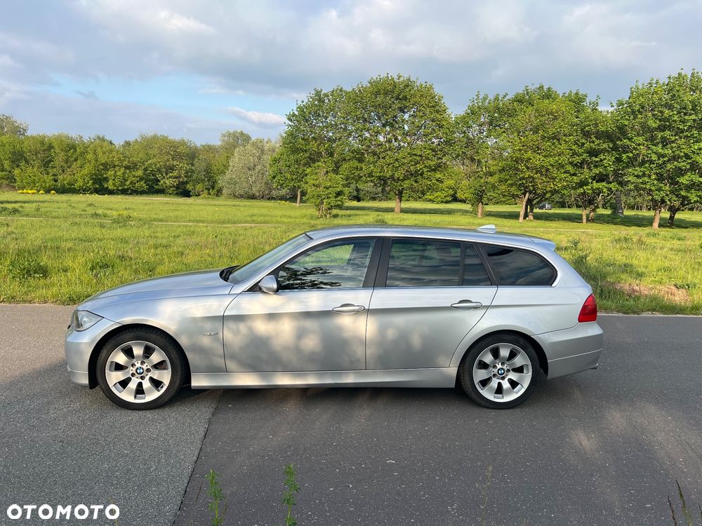 BMW Seria 3 325xi - 3