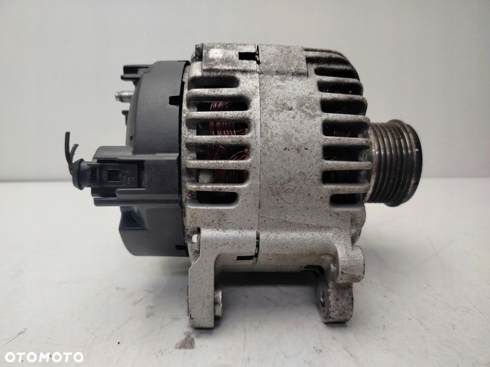 VOLKSWAGEN CADDY III - ALTERNATOR 1.6 TDI - 3