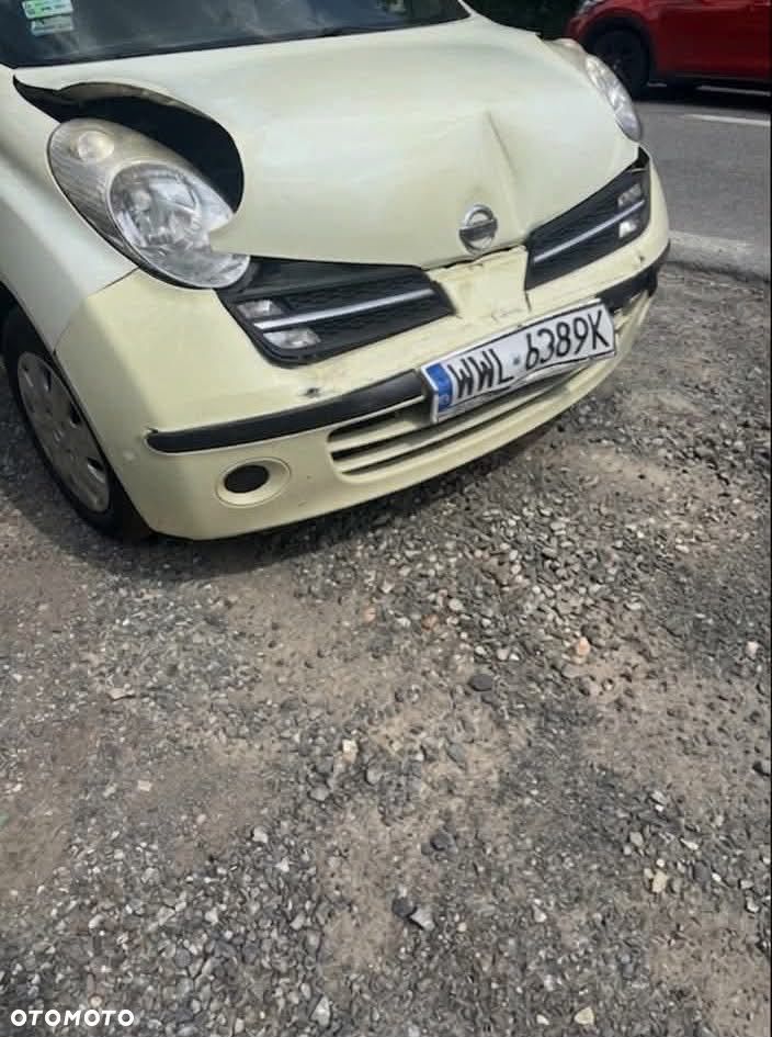 Nissan Micra - 2