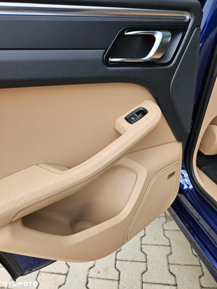 Porsche Macan - 8