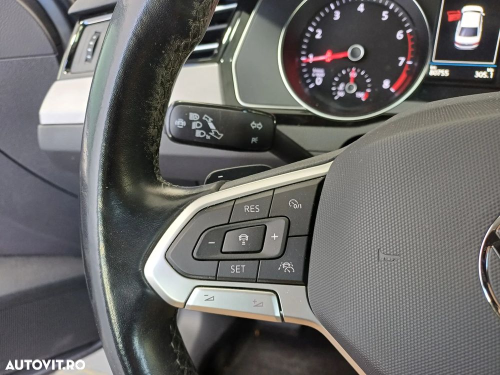 Volkswagen Passat 1.5 TSI ACT DSG Comfortline - 12