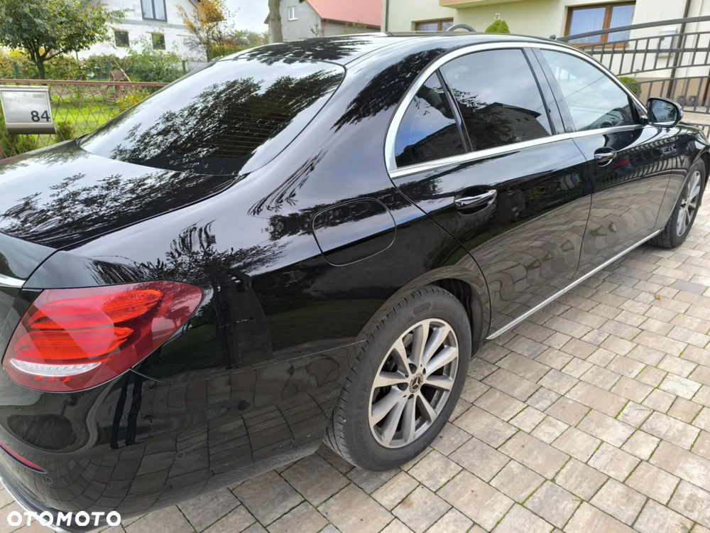 Mercedes-Benz Klasa E 200 d Business Edition 9G-TRONIC - 34