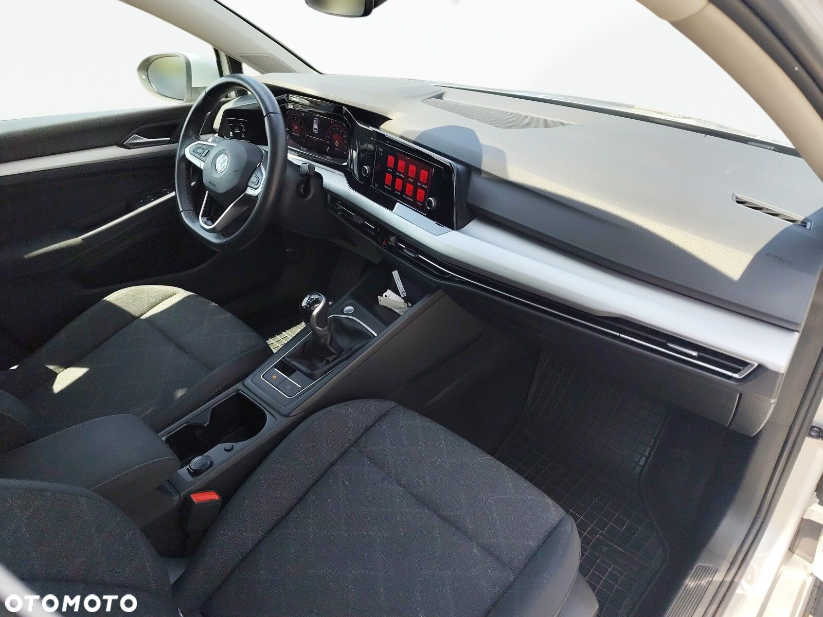 Volkswagen Golf - 19