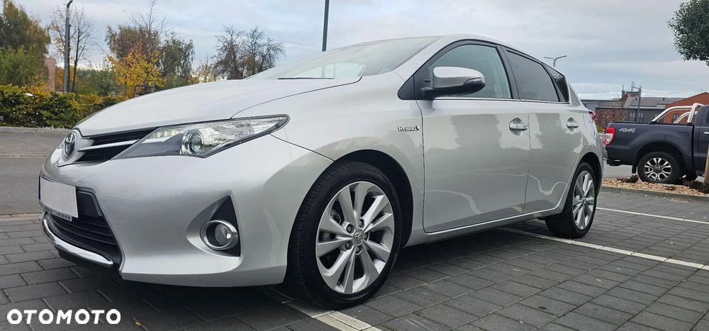 Toyota Auris 1.8 HSD Luna - 24