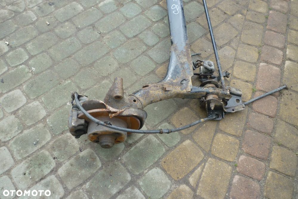 Belka tył oś Audi 80 - 5