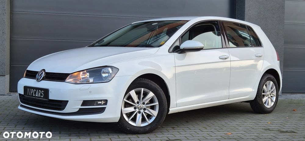 Volkswagen Golf 1.6 TDI Trendline DSG - 3