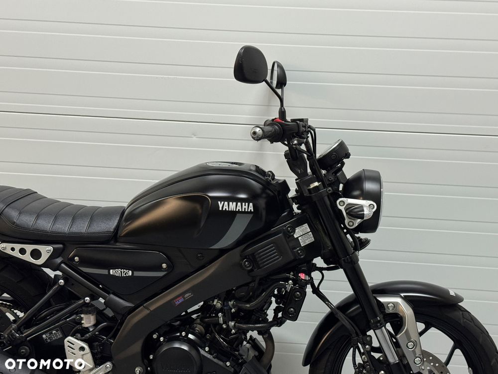 Yamaha XSR - 6