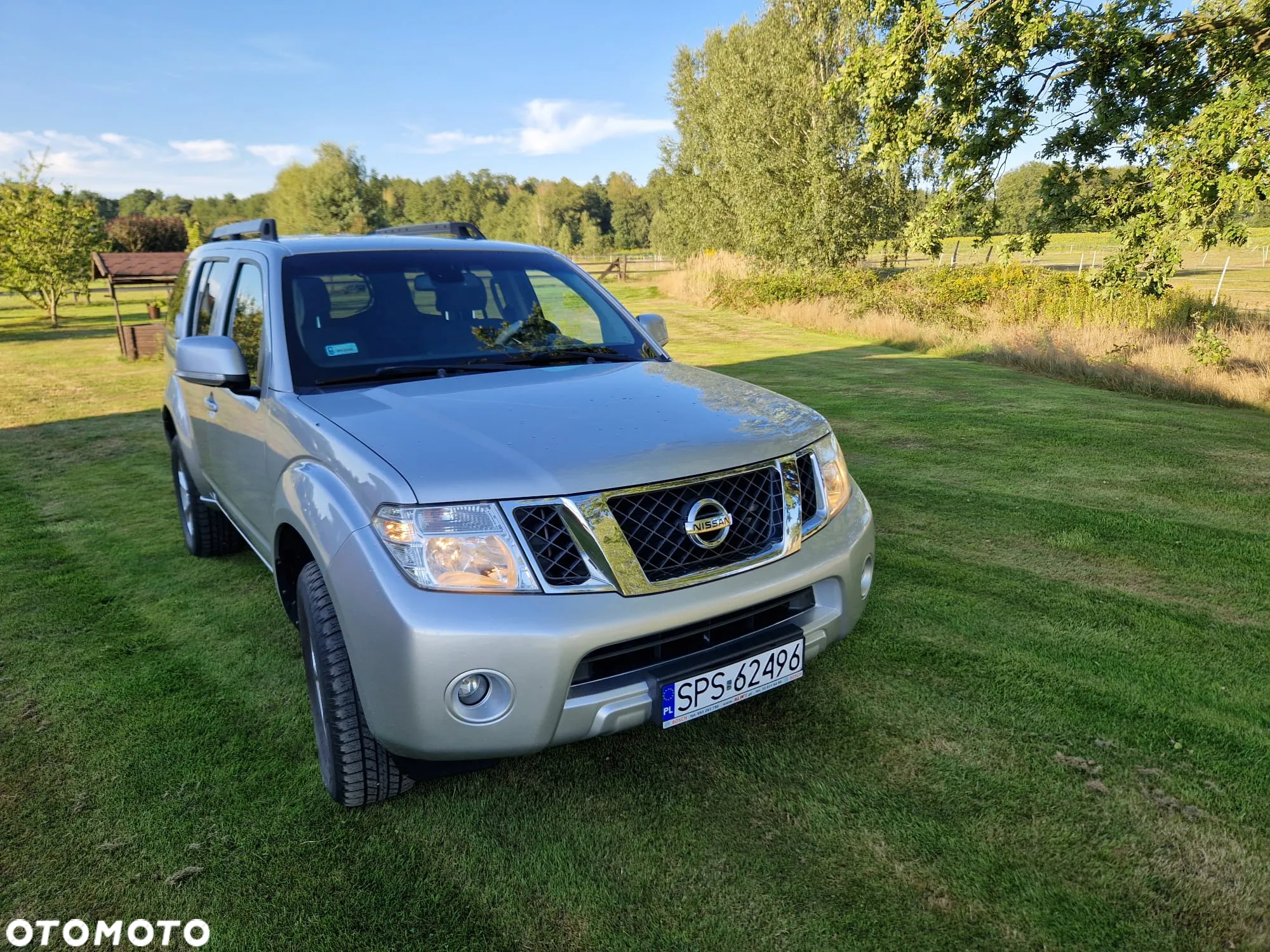 Nissan Pathfinder 2.5 D SE - 2