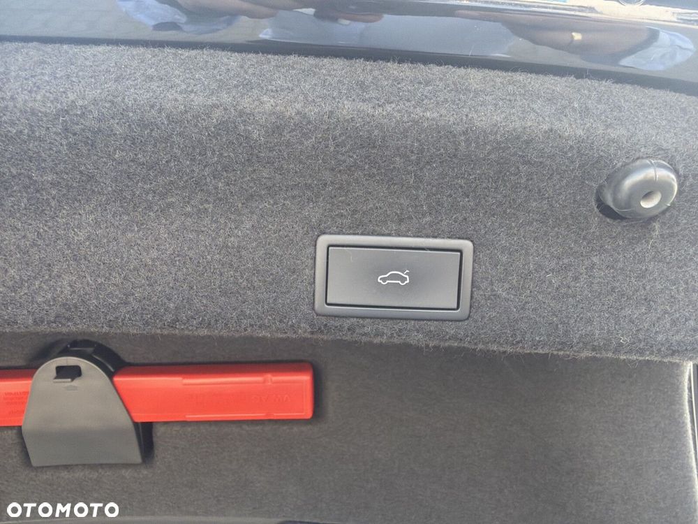 Volkswagen Passat 2.0 TSI Business DSG - 14