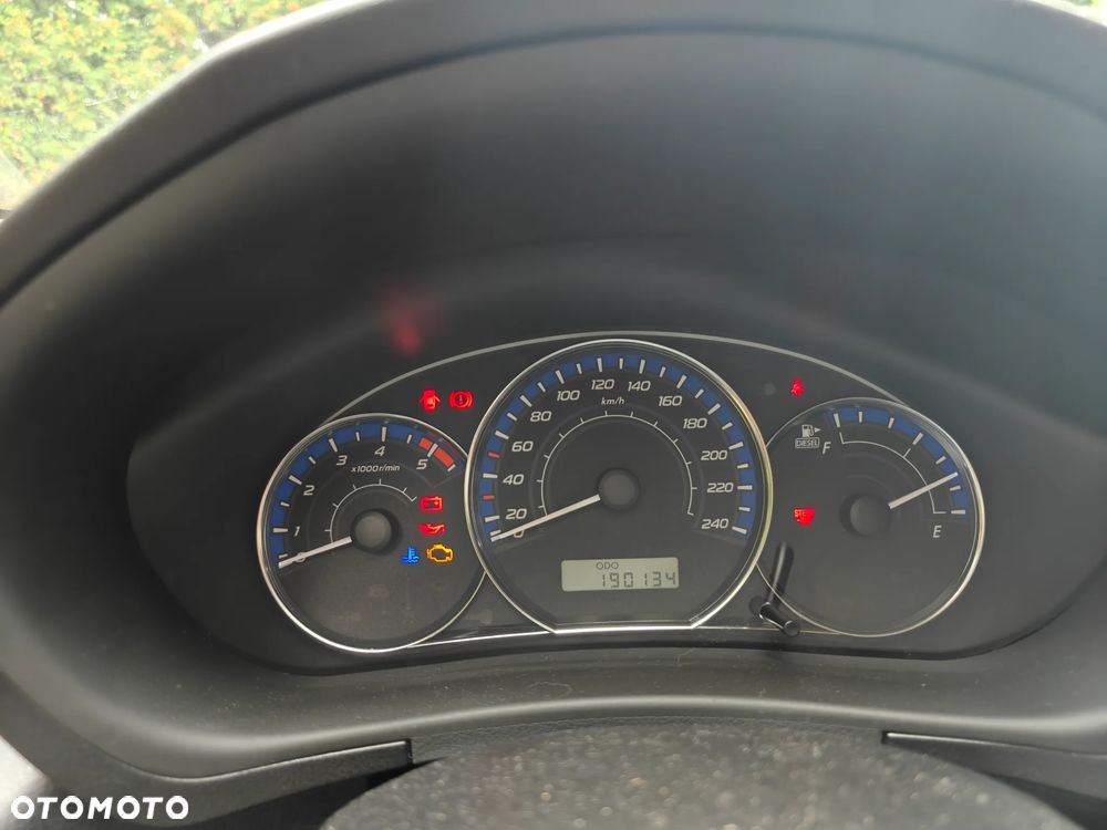 Subaru Impreza 2.0D RA - 10