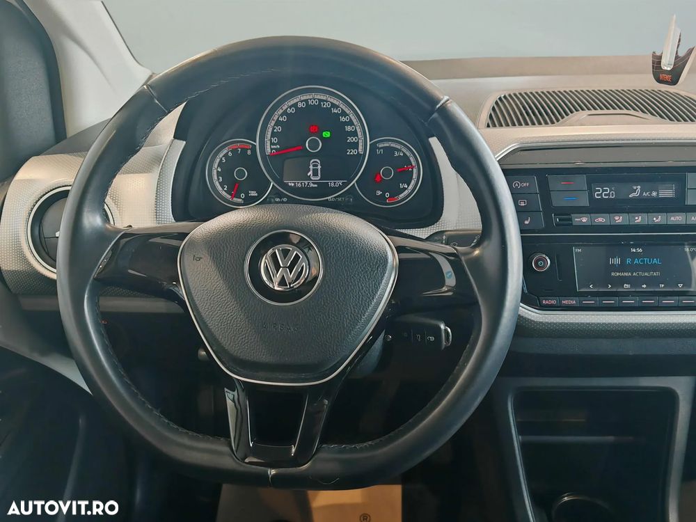 Volkswagen up! - 12