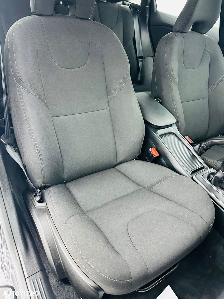 Volvo V40 D2 DRIVe Kinetic - 19
