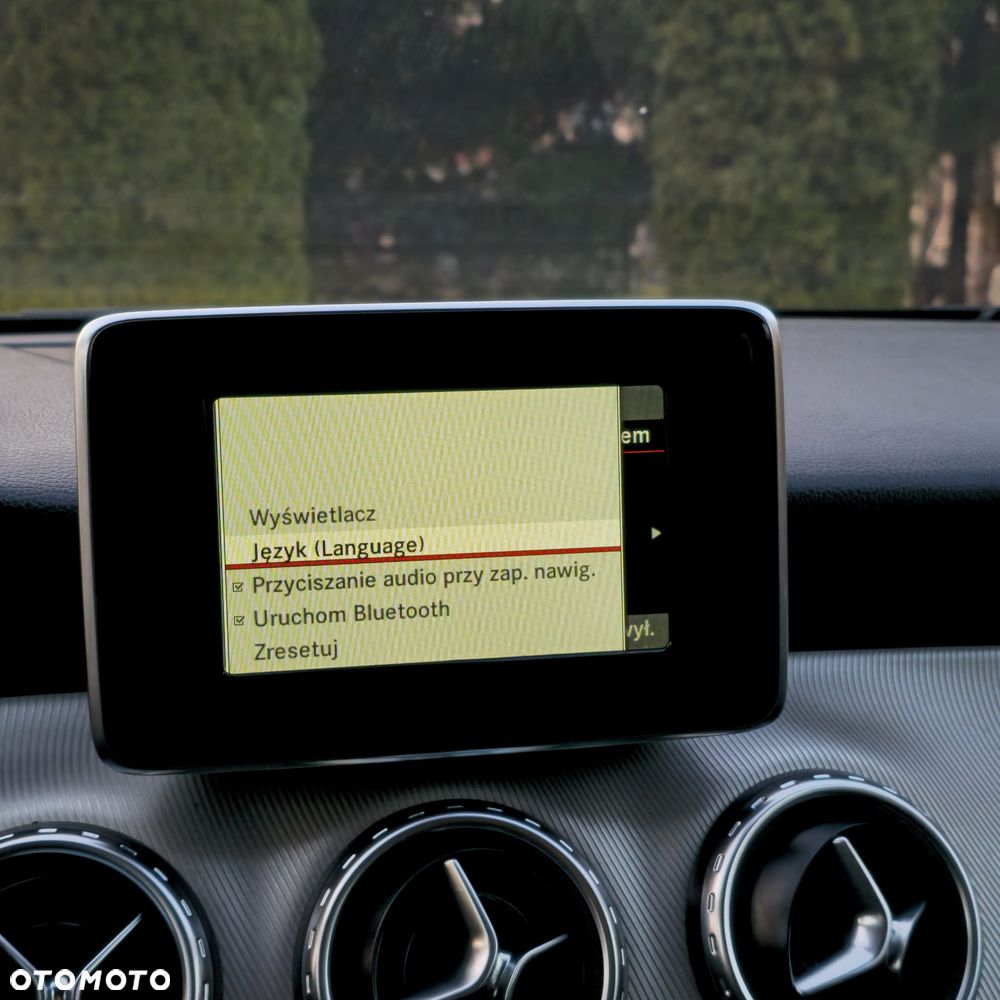 Mercedes-Benz GLA 220 d 4Matic 7G-DCT AMG Line - 33