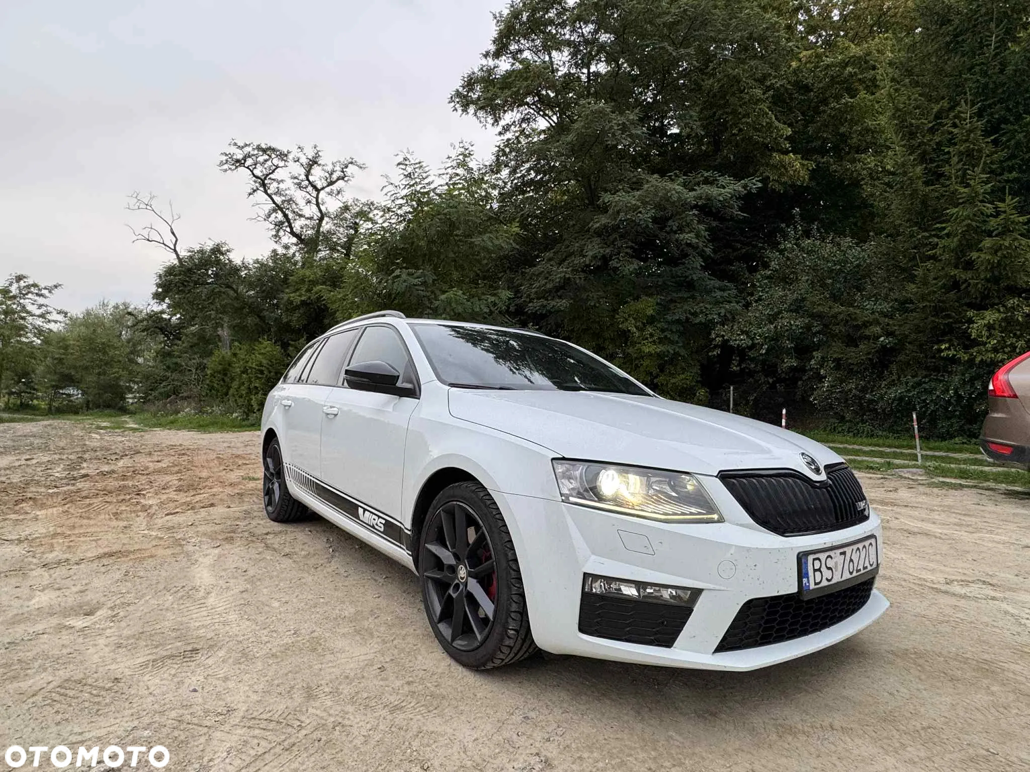 Skoda Octavia 2.0 TDI DSG RS - 15