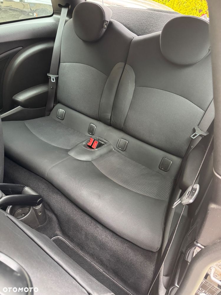 MINI John Cooper Works Standard - 19