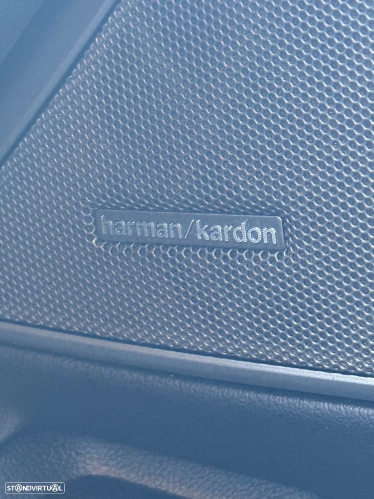 BMW 330 e Aut. M Sport - 42