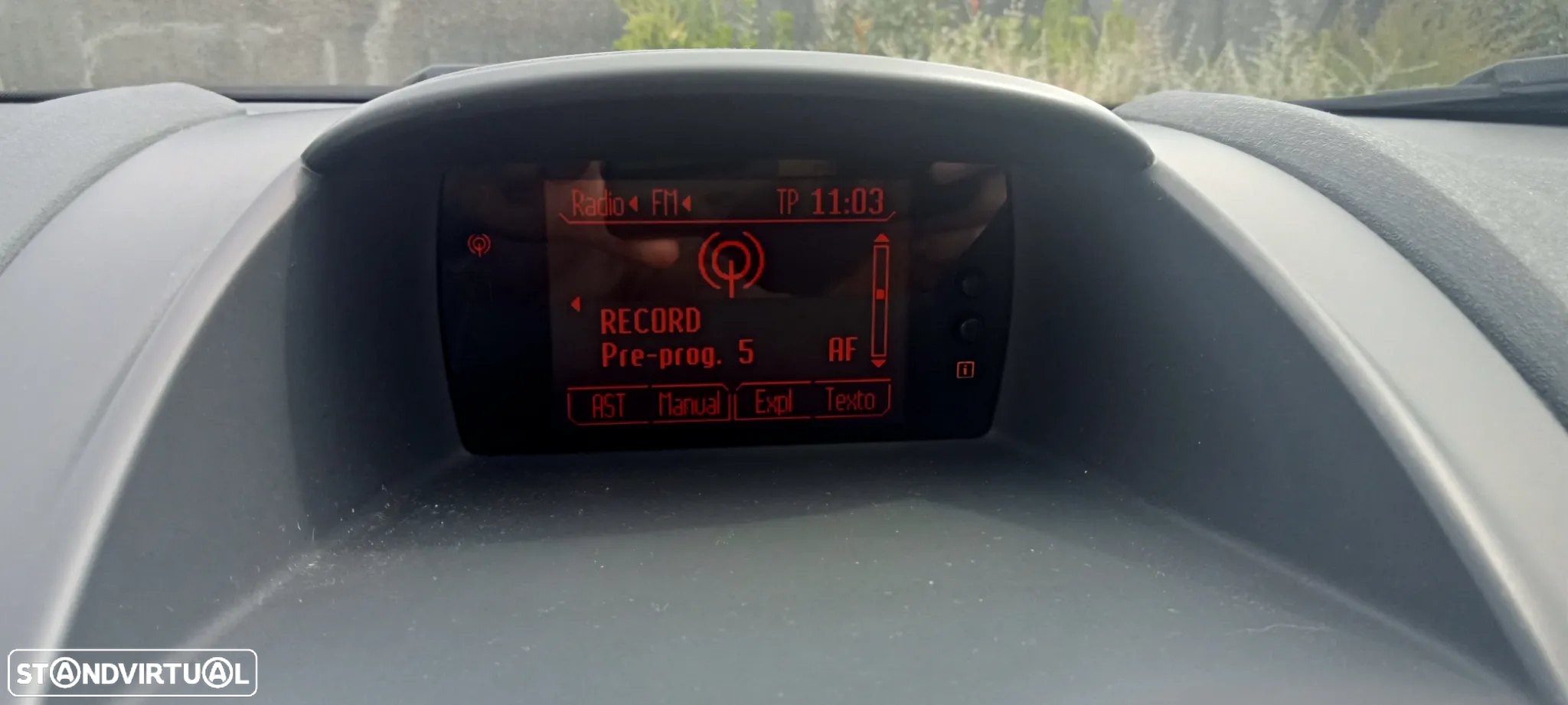Ford Fiesta 1.6 TDCi Titanium - 8