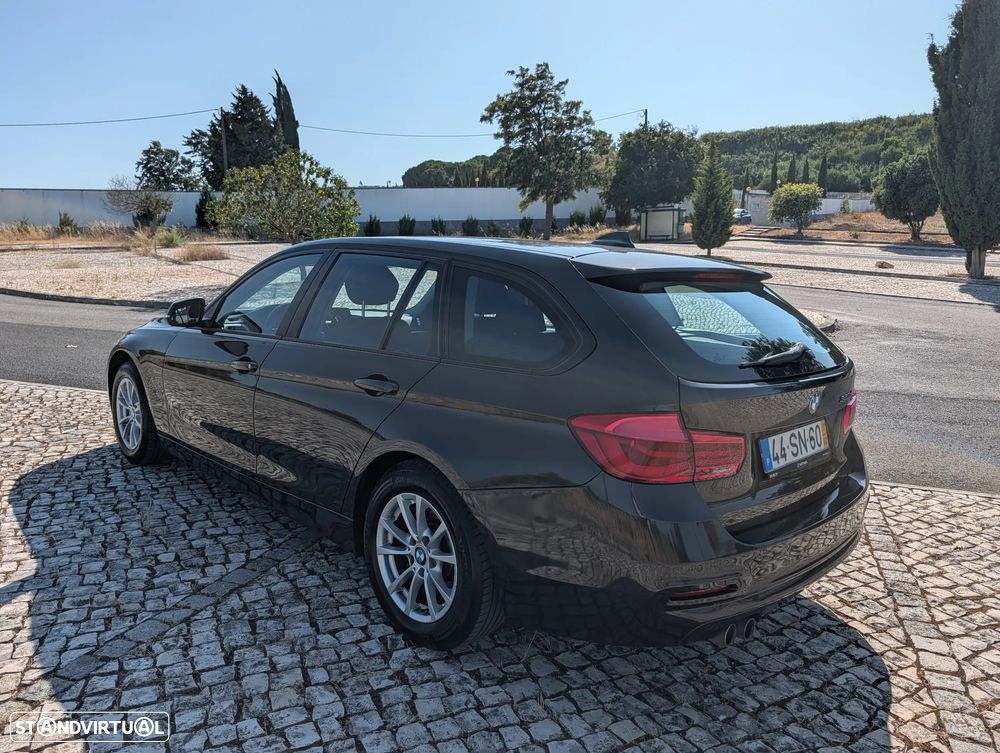 BMW 320 d Auto - 10