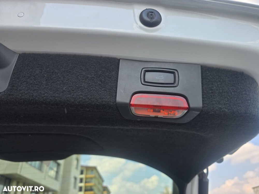 Porsche Cayenne - 15