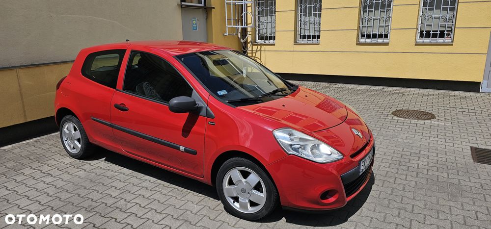 Renault Clio - 1