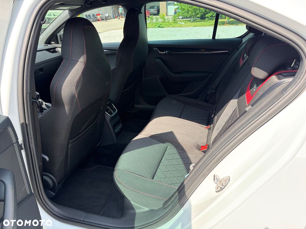 Skoda Octavia 2.0 TSI RS 230 - 8