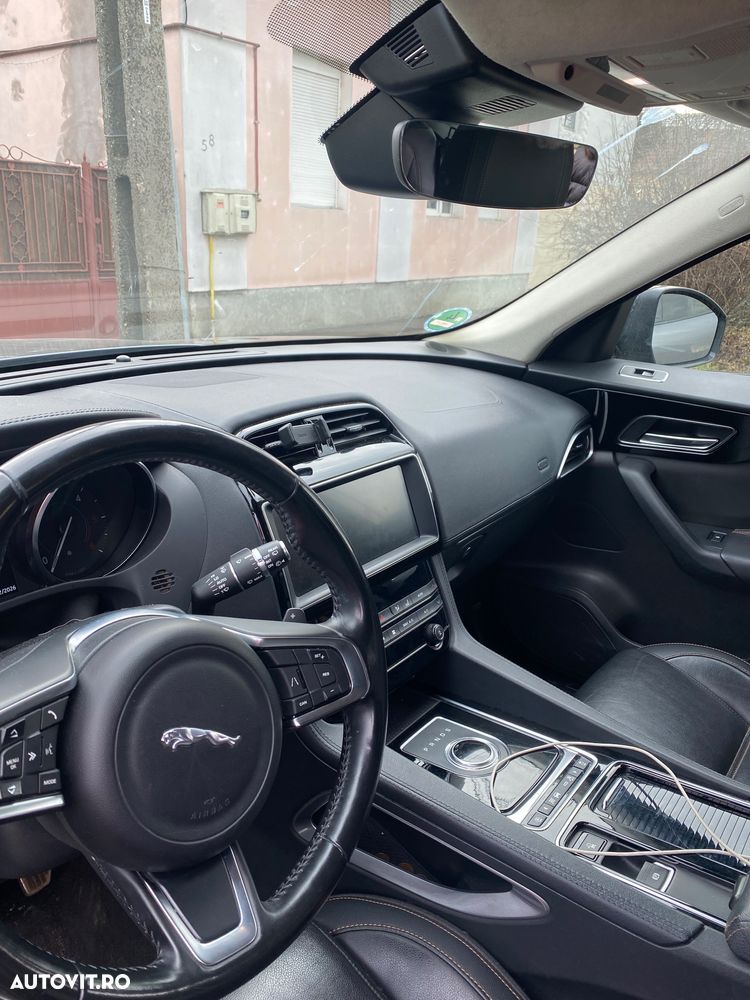 Jaguar F-Pace 20d AWD Aut. Prestige - 1