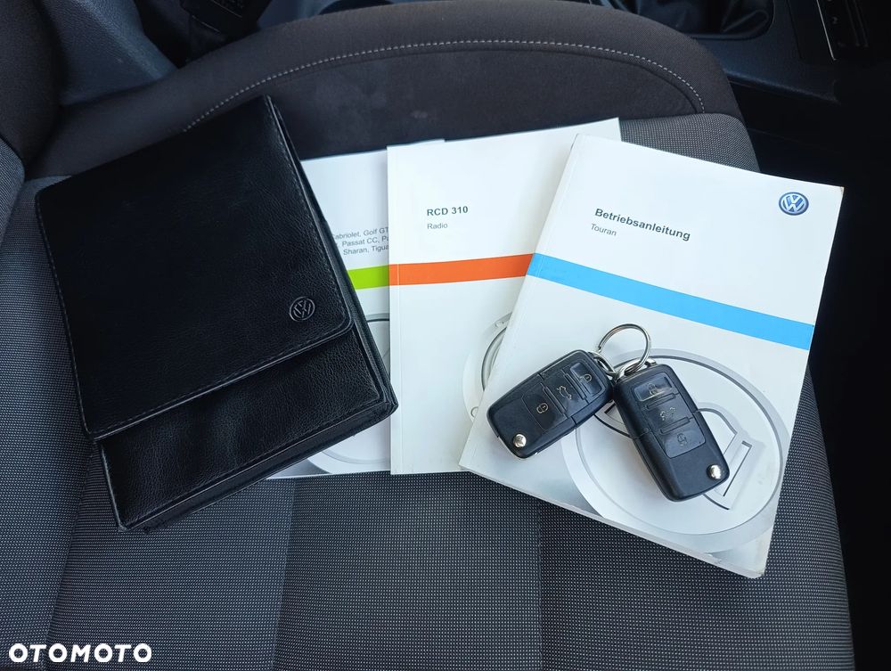 Volkswagen Touran 1.4 TSI STYLE - 21