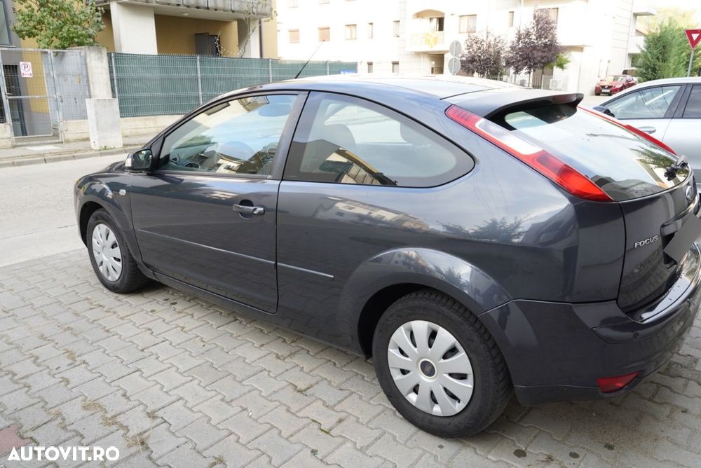 Ford Focus 1.6 Ti-VCT Titanium - 6