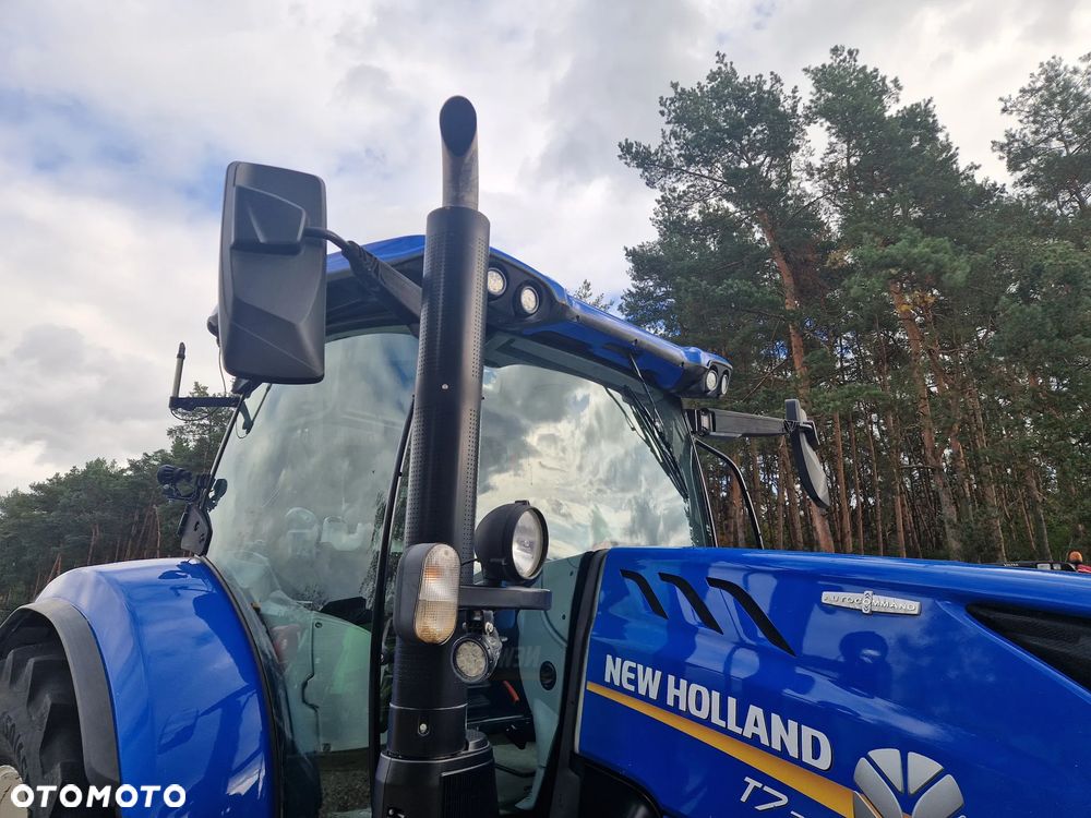 New Holland T7.245 AUTOCOMMAND - 17