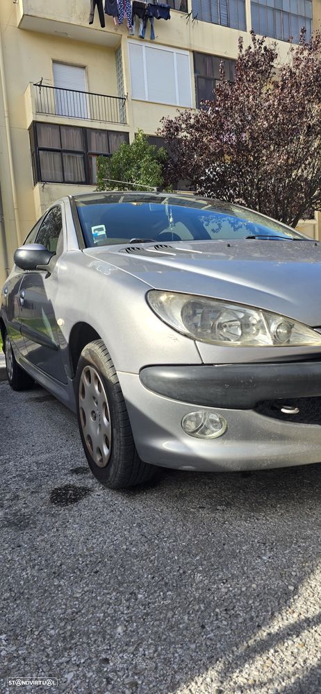 Peugeot 206 1.1 XR - 1