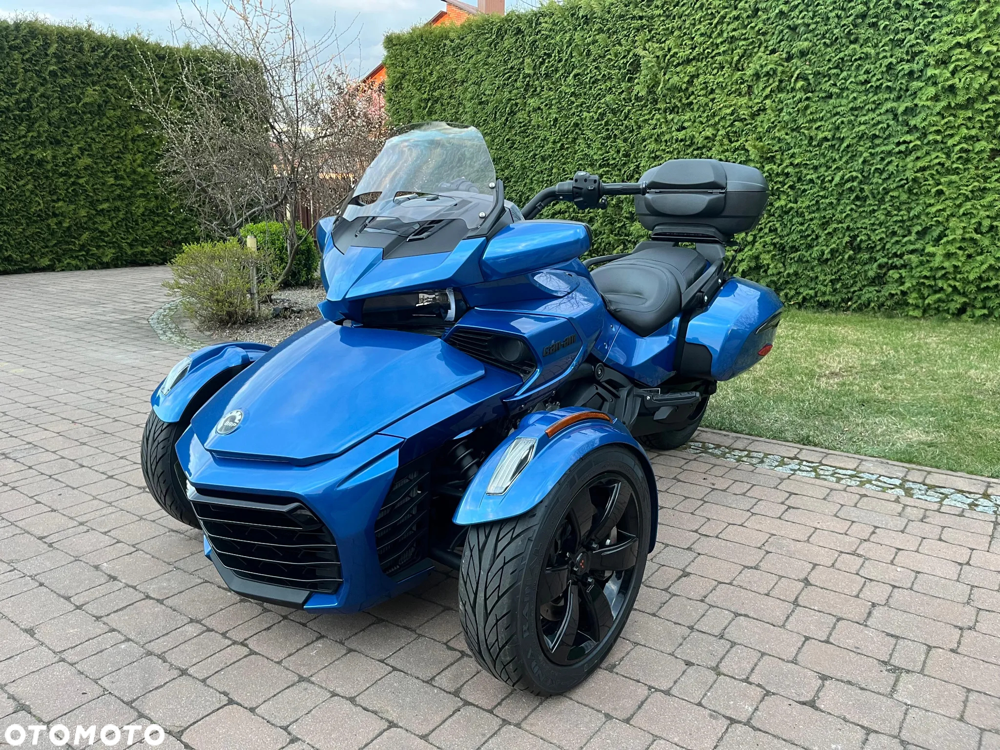 Can-Am Spyder - 2