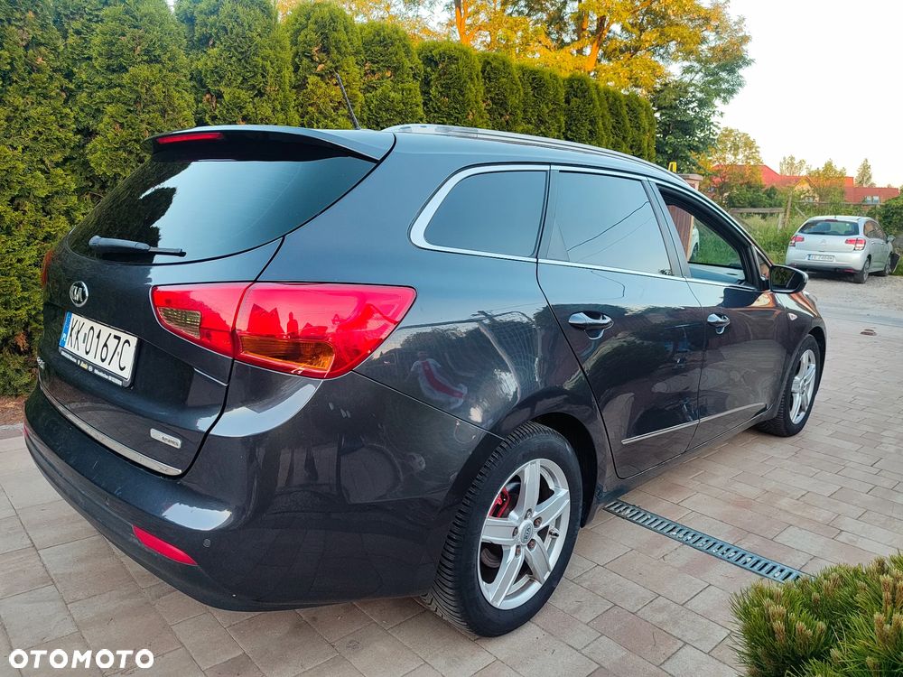Kia Ceed - 5