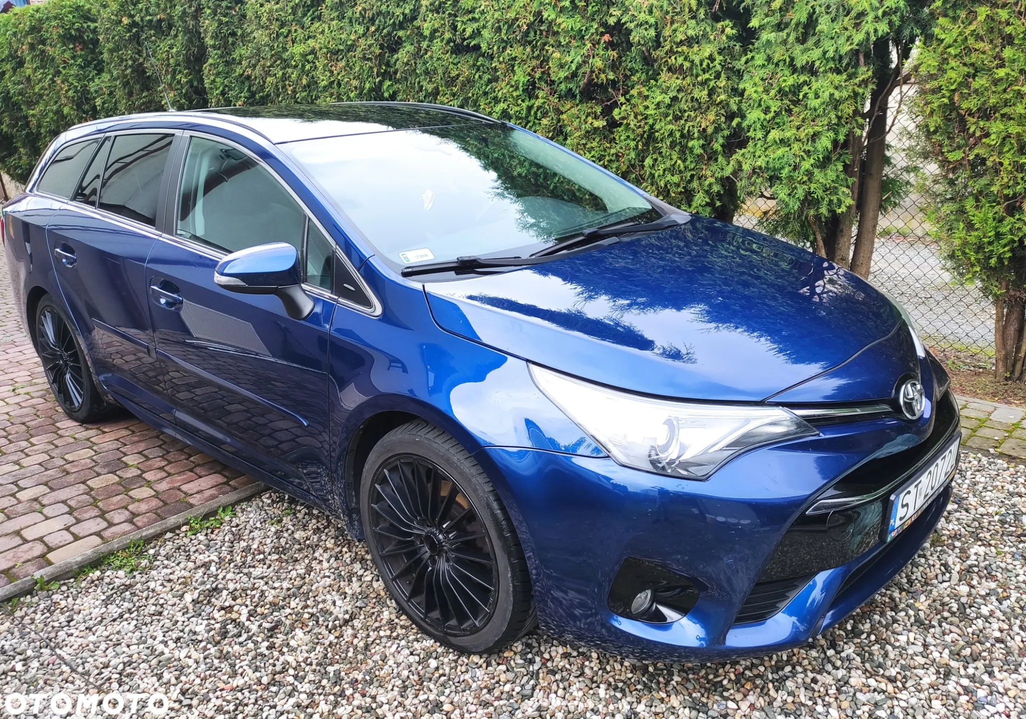 Toyota Avensis 2.0 D-4D Prestige - 1