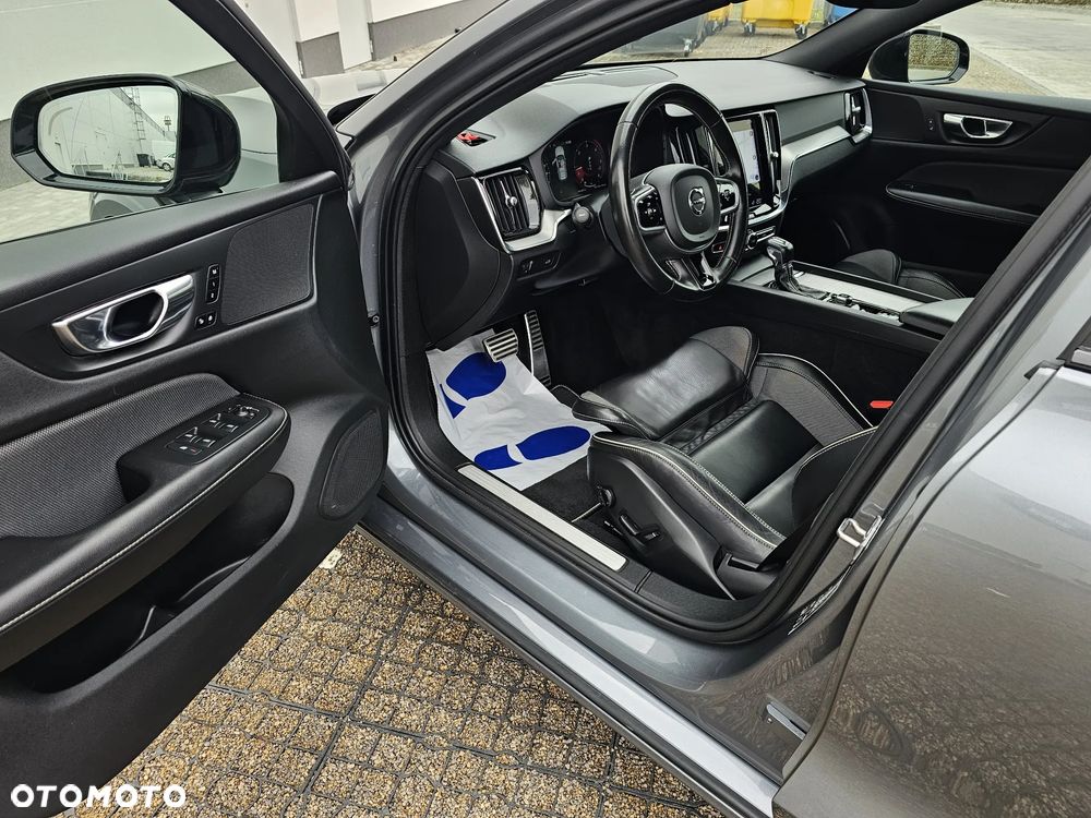 Volvo V60 D3 Geartronic R-Design - 7
