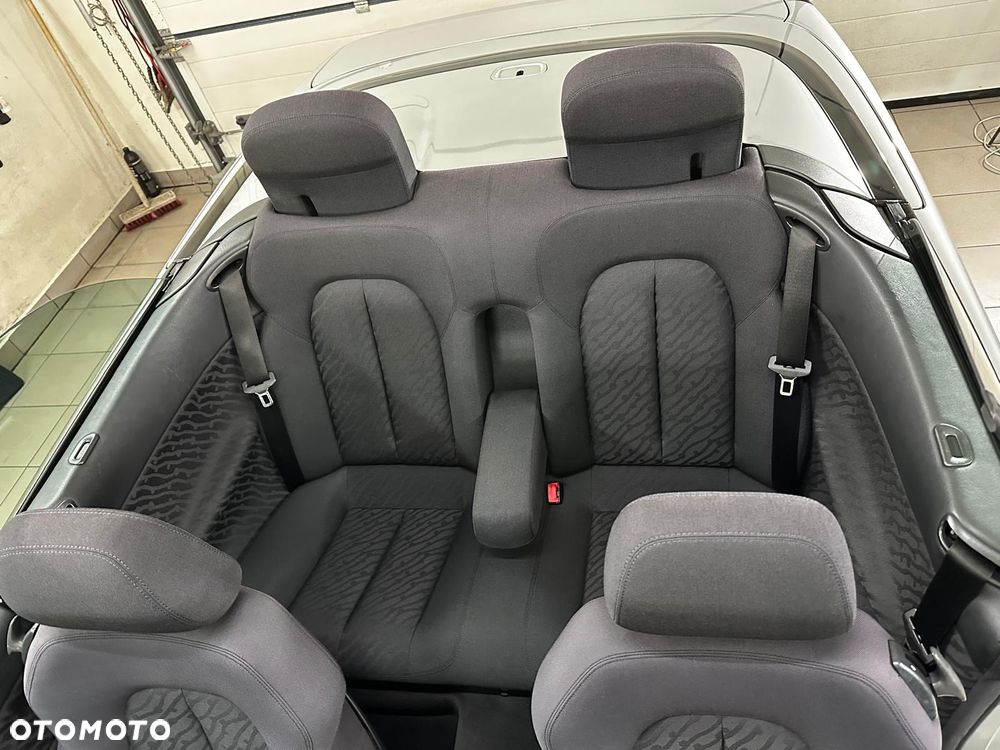 Mercedes-Benz CLK - 30