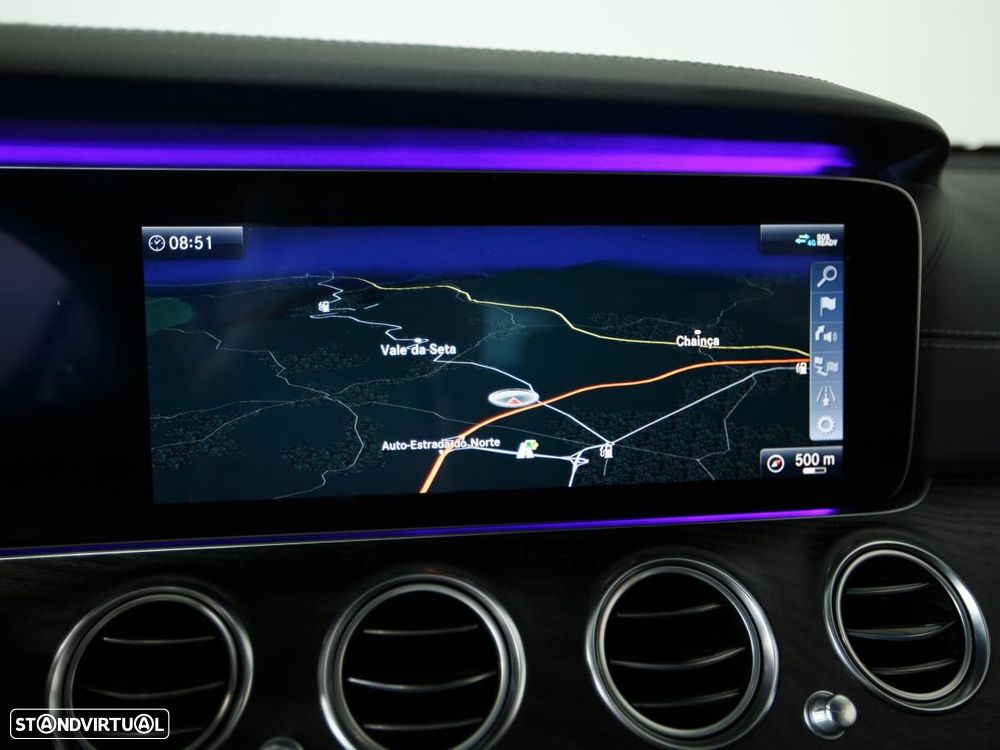 Mercedes-Benz E 300 de AMG Line - 23