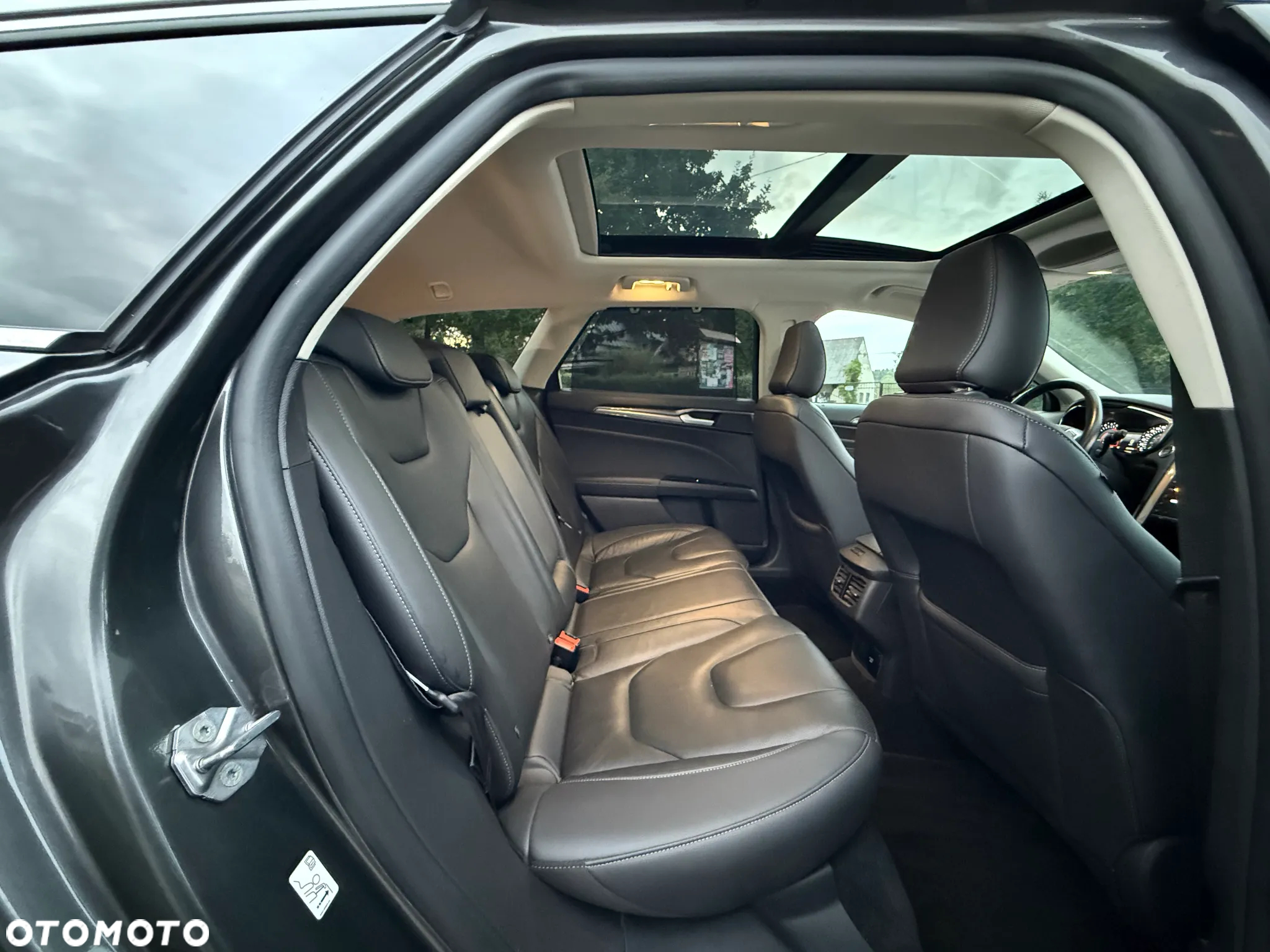 Ford Mondeo 2.0 EcoBlue Titanium - 29