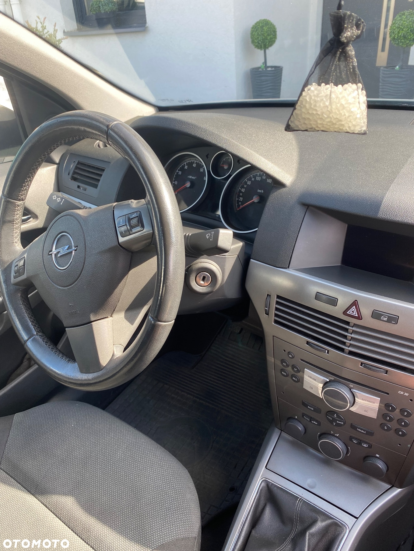 Opel Astra III 1.6 Cosmo - 7