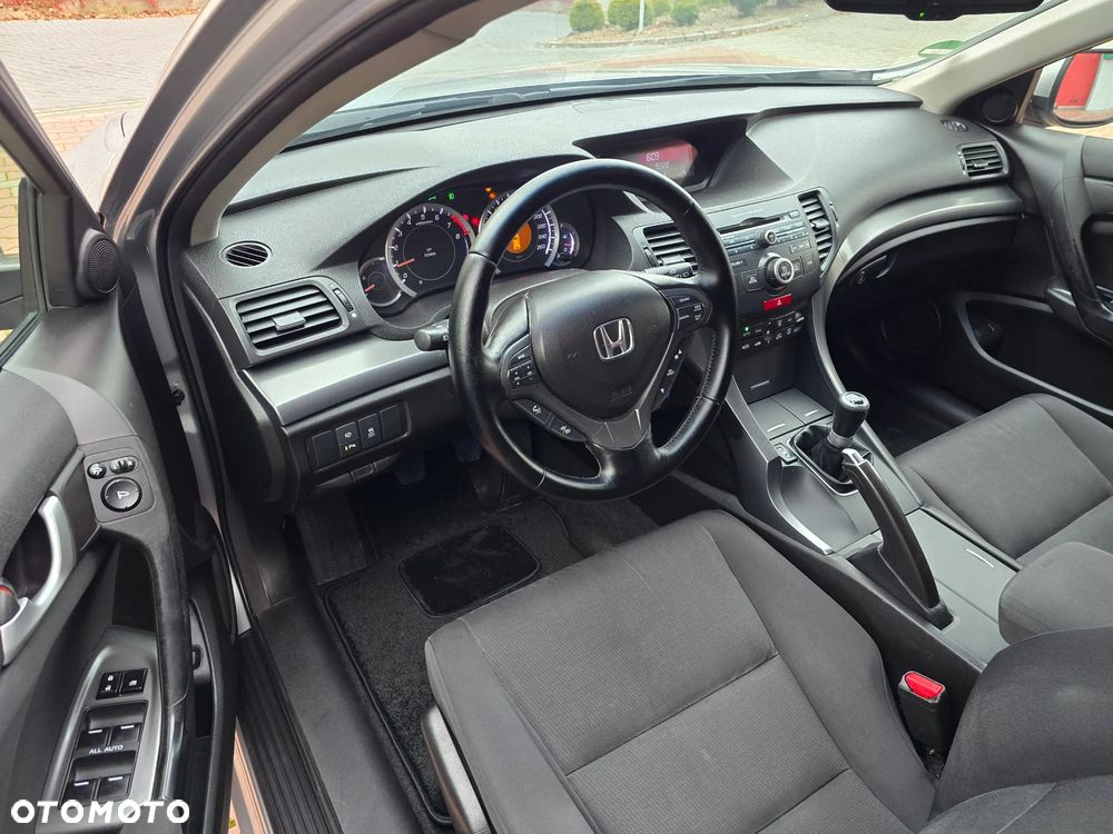 Honda Accord 2.0 Elegance Advantage - 8