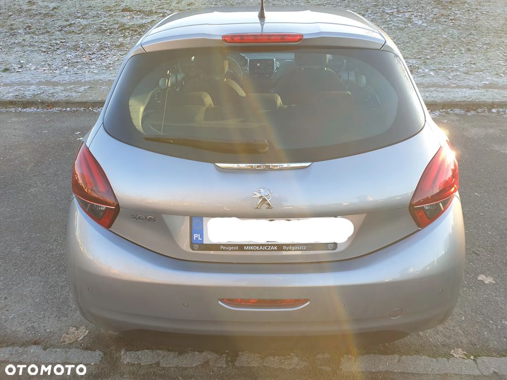 Peugeot 208 1.2 PureTech Active - 11