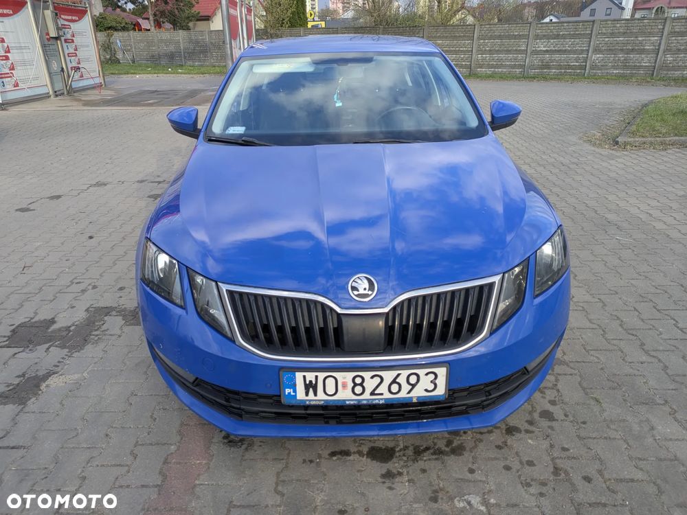 Skoda Octavia - 2