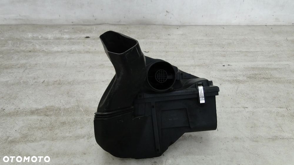BMW 1 E82 E82 E87 E88 OBUDOWA FILTRA POWIETRZA PRZEPŁYWOMIERZ 2.0D EUROPA - 5