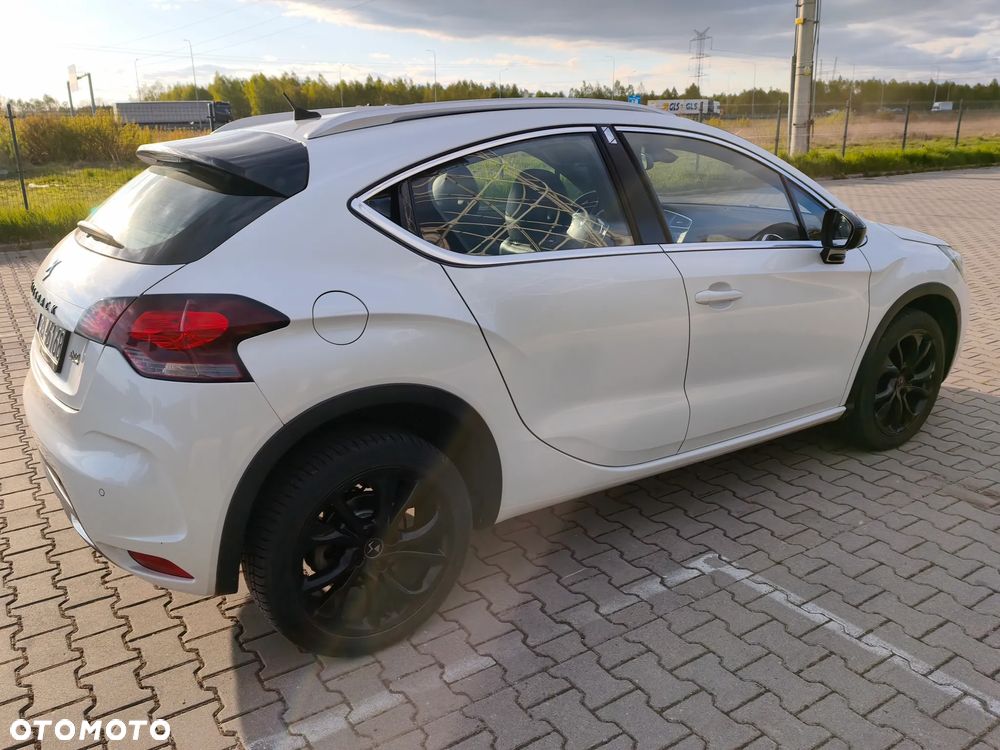 Citroën DS4 1.2 PureTech Be Chic S&S - 15