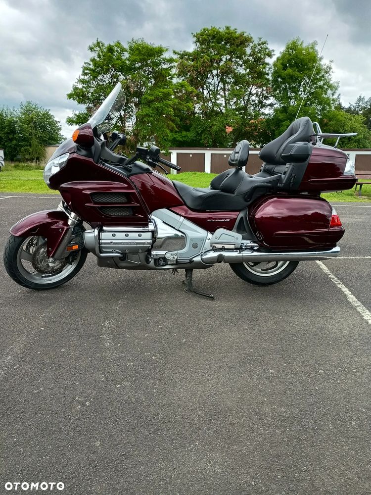 Honda GL - 16